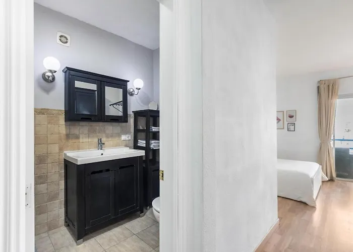 아파트 Paraiso Del Sur Studio-apartment 아데제